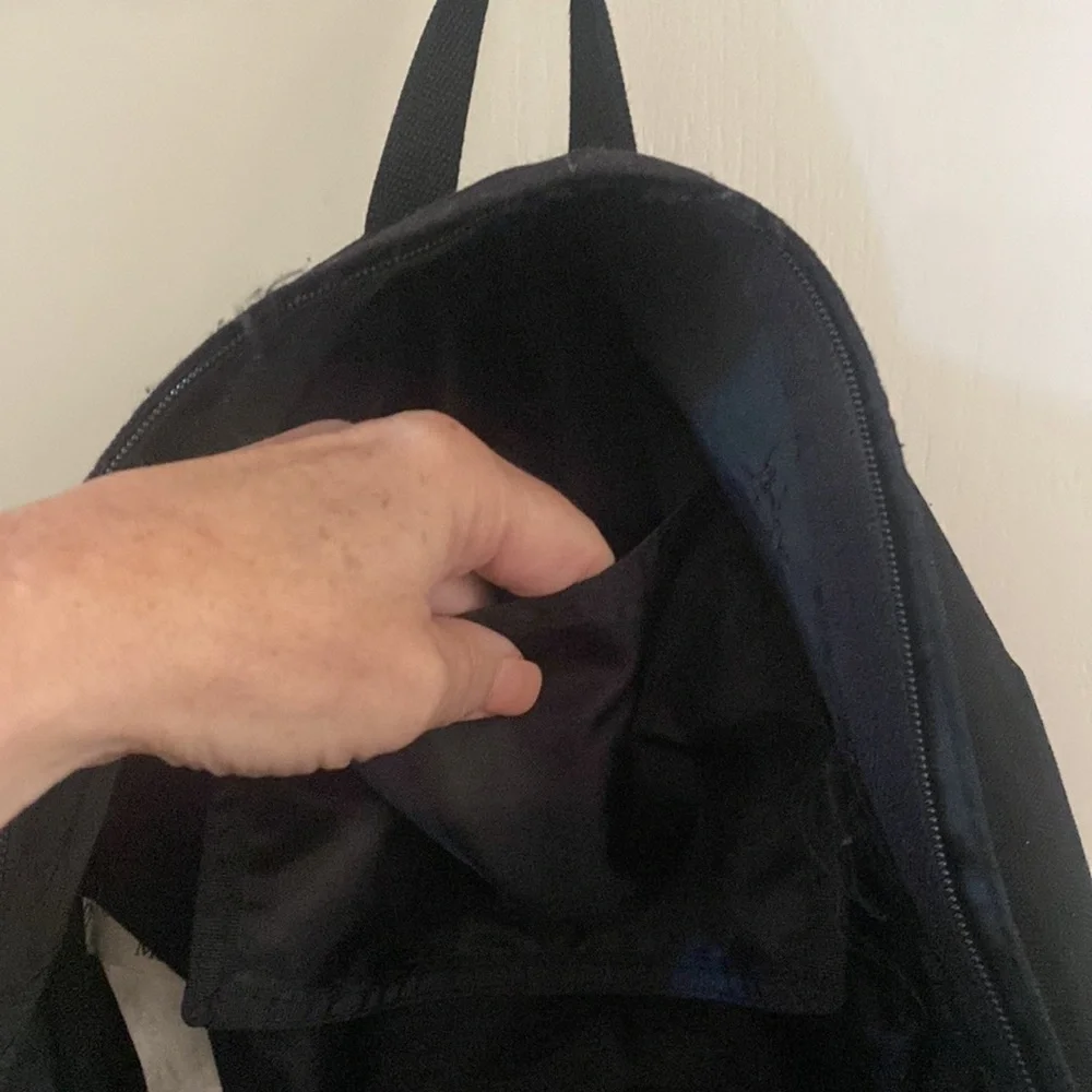 BRICK BODIES Backpack Gym Bag Black Red EUC $25